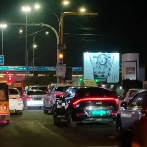 gemini-flyover-towards-merina-beach-hoarding-night-view